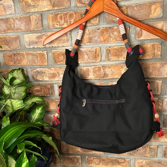 BNWT BU ZHI YUN PURSE.  HOBO STYLE BAG WITH LOTS OF STORAGE SPACE! GREAT DEAL!!! - Picture 9 of 14